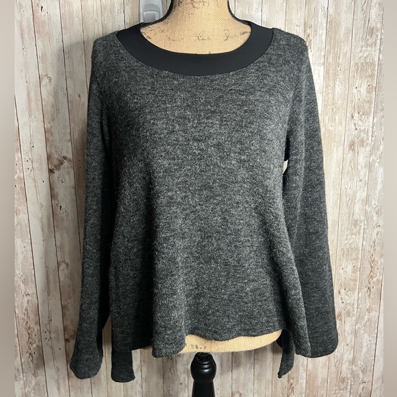 🆕 Sympli Black and Grey Knit Sweater - Picture 2 of 7